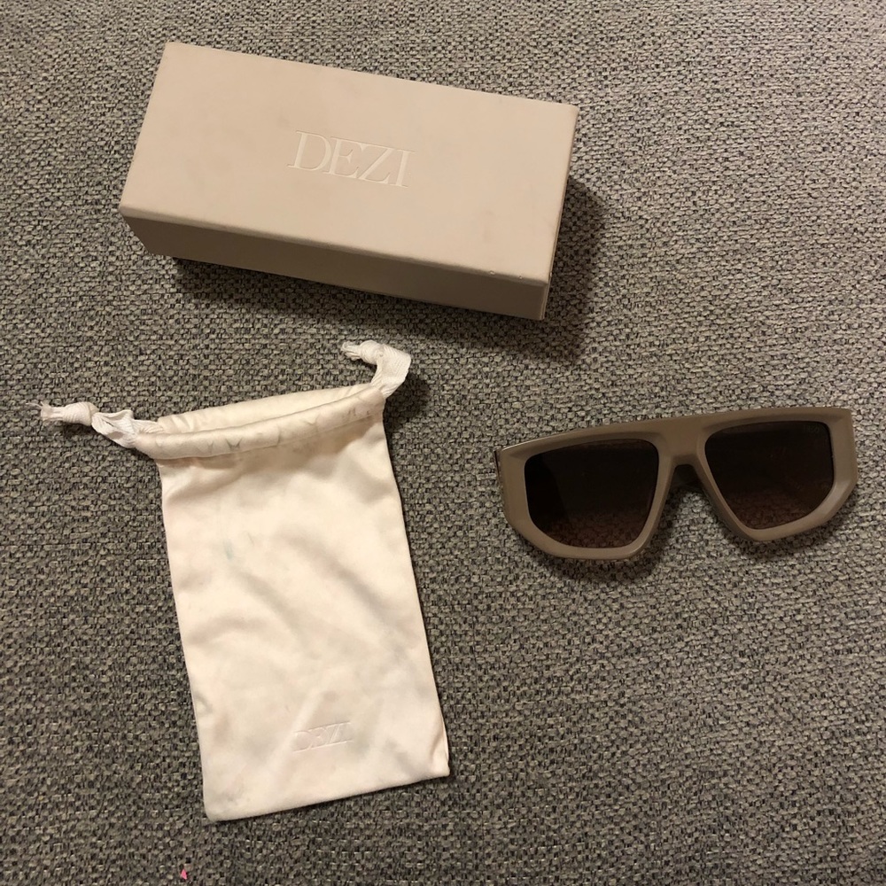 DEZI Backtrack sunglasses